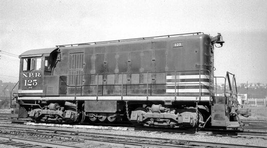 Alco HH660 Northern Pacific #125 As Delivered