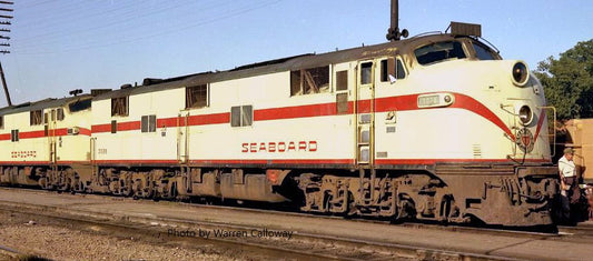 Seaboard Air Line (SAL) – E7 A Unit #3026 White w/red stripe