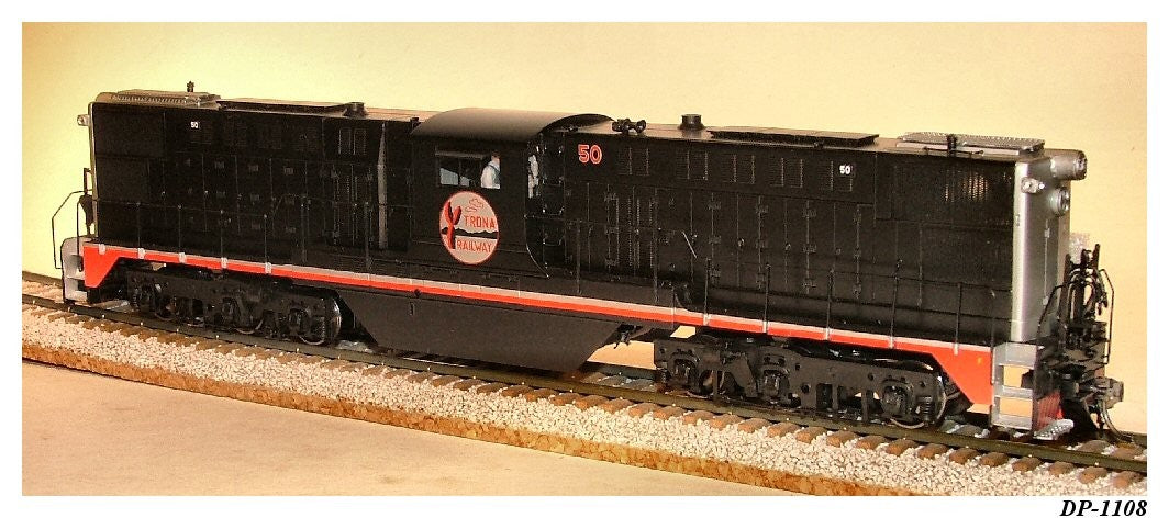 Baldwin Center Cab DT-6-6-2000 Trona Black and Red, Black trucks #50